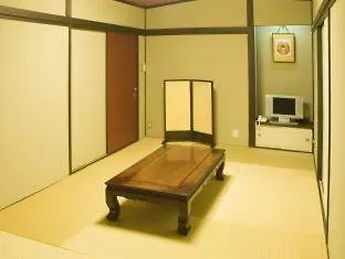 *** Ryokan Hotel Yadoya Nishijinso Kyōto Japan