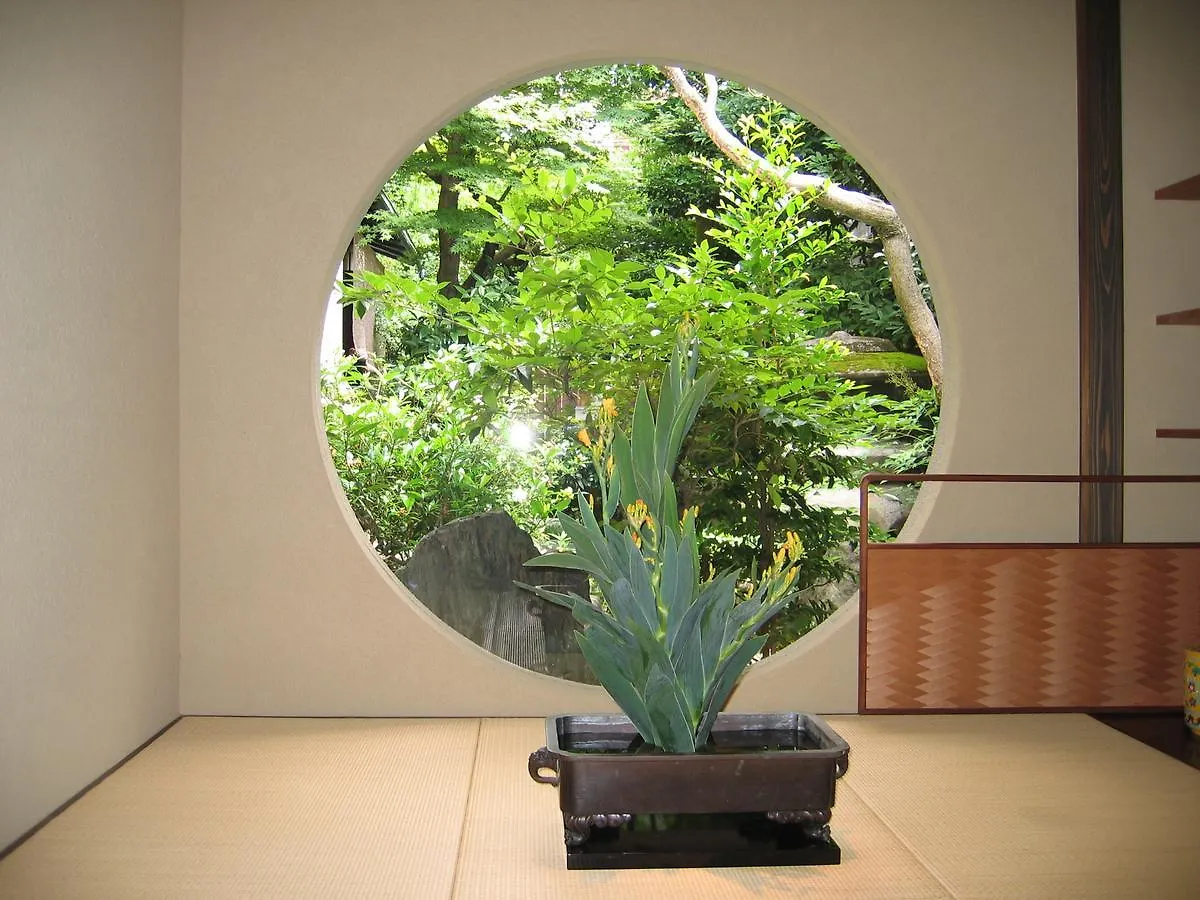 Hotel Yadoya Nishijinso Kyōto Japan
