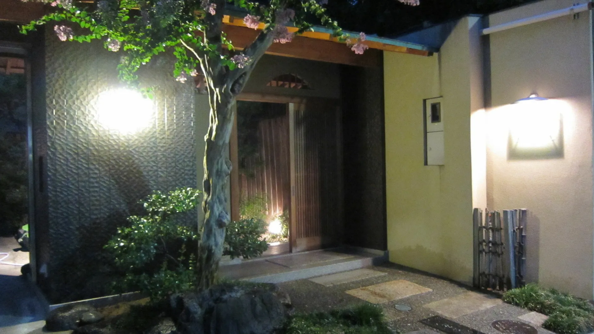 Hotel Yadoya Nishijinso Kyōto