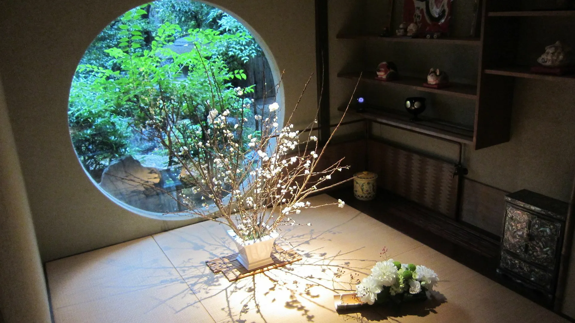 Hotel Yadoya Nishijinso Kyōto Ryokan